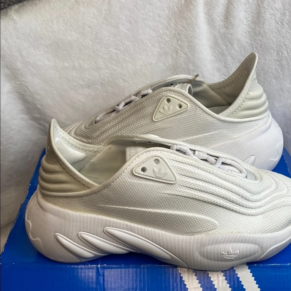 Adidas Kids White Chunky Sneakers FZ5638 Cloud White Dove Grey Size 4.5 NWT